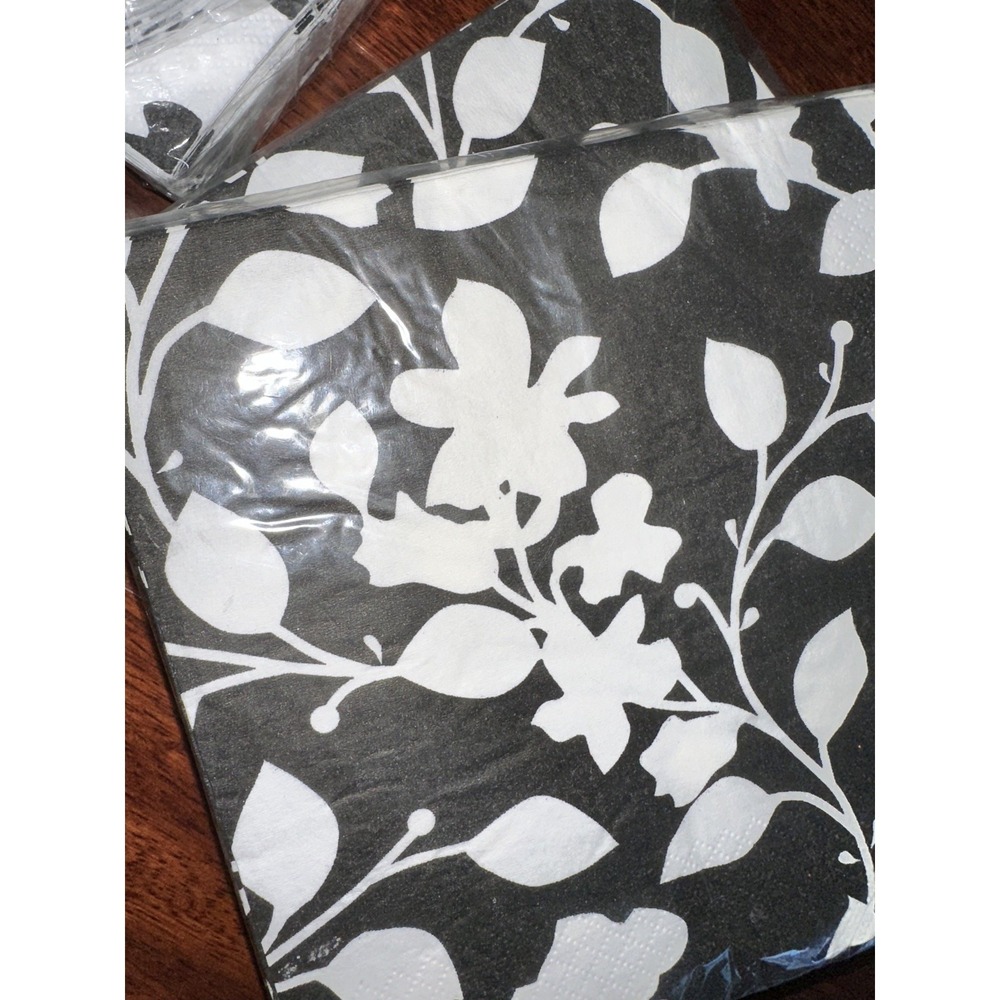 Target Paper Floral Burst (2) Beverage; (2) Lunch Napkins NEW NOS 2004 black wh - Picture 6 of 6